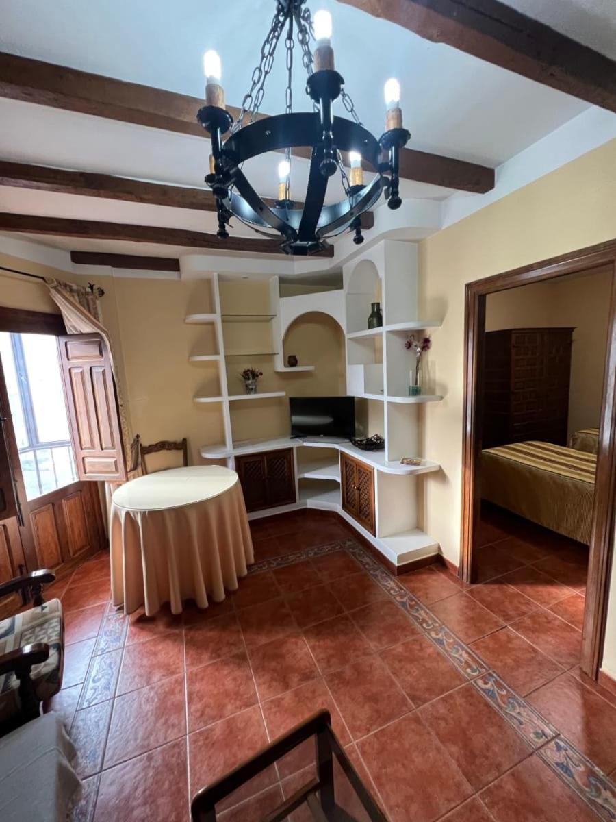 Apartamentos Turisticos La Posada オロペサ エクステリア 写真