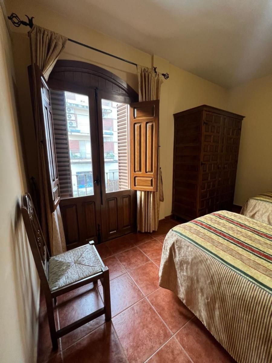 Apartamentos Turisticos La Posada オロペサ エクステリア 写真